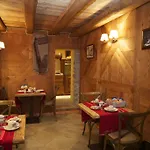 Bed & Breakfast La Maison Du Seigneur 3*