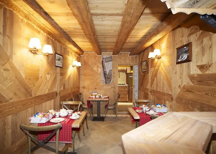 La Maison Du Seigneur Bed & Breakfast La Salle